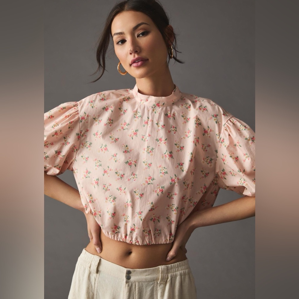 Anthropologie Cropped Bubble-Sleeve Blouse. - Picture 2 of 6